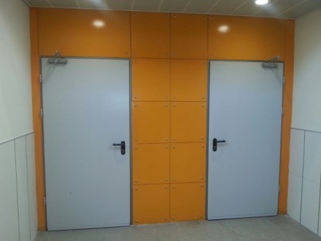 אקזוטק עם ברגים דקורטיביים - בי"ס אורנים כפר סבא 